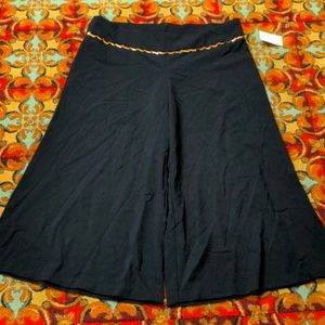 🌹 2 for 30🌹Nwt 16 black gold culottes sequins XL